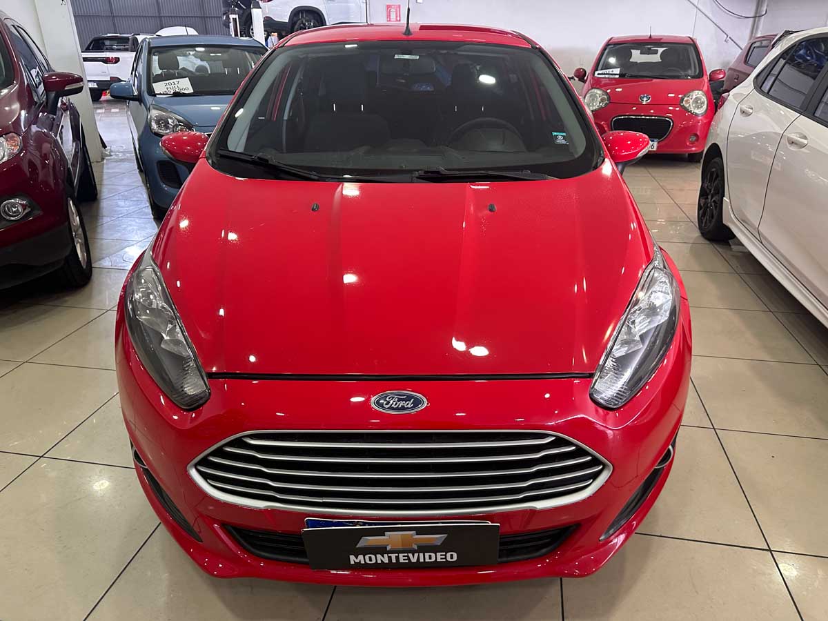 FORD FIESTA HATCH 1.6 FULL SE AT 2016
