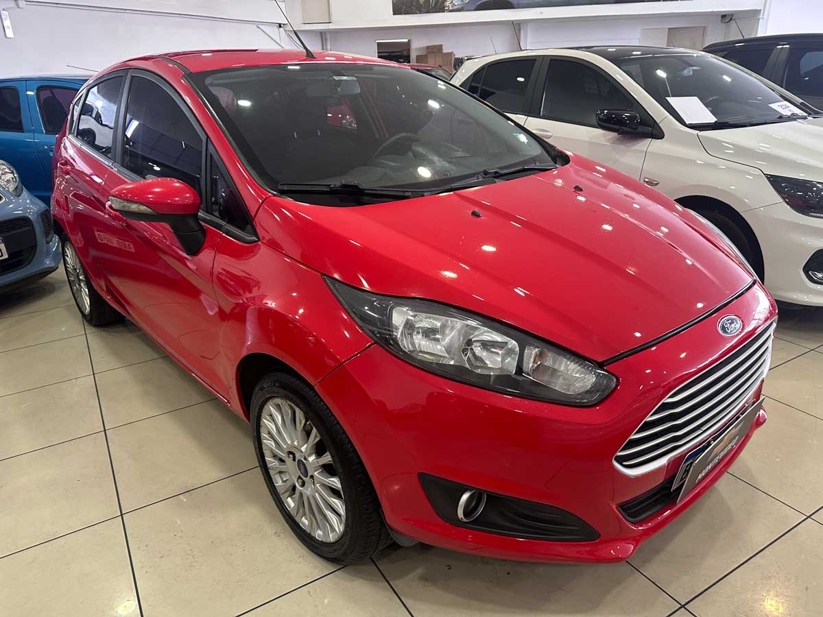 FORD FIESTA HATCH 1.6 FULL SE AT 2016