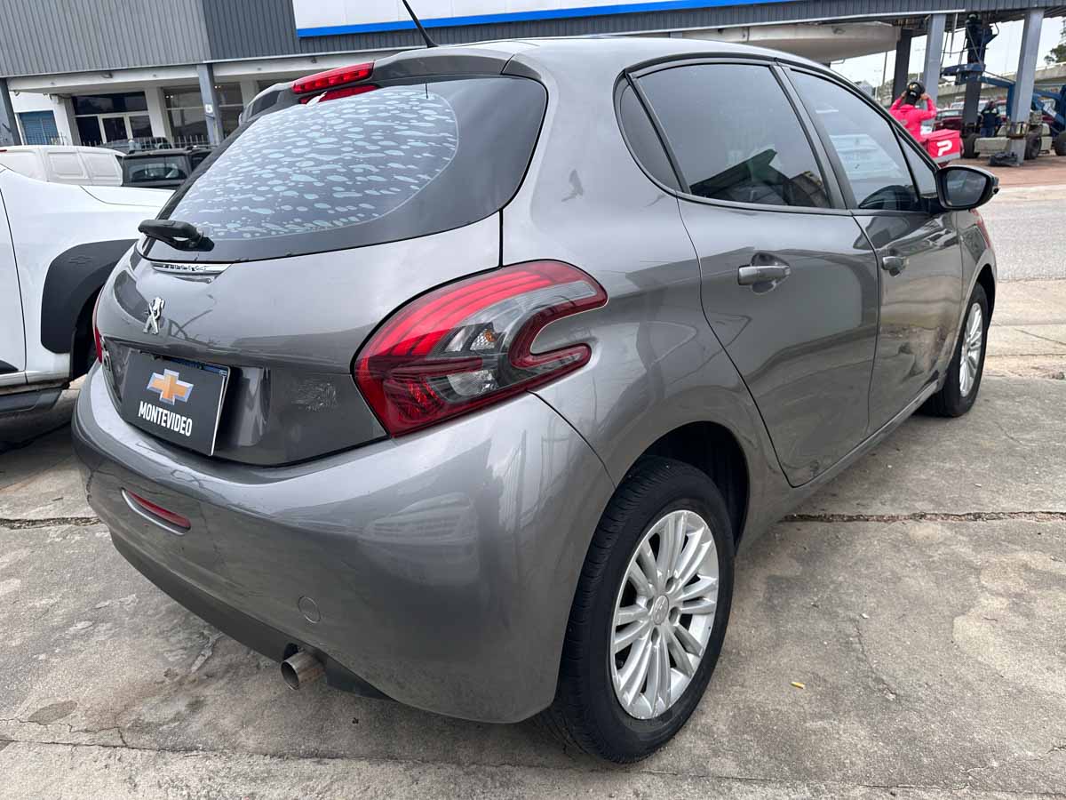 PEUGEOT 208 ALLURE 1.5 90 MT FULL 2017