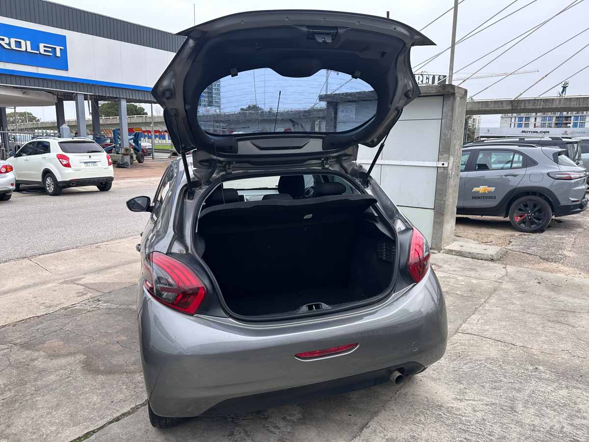 PEUGEOT 208 ALLURE 1.5 90 MT FULL 2017