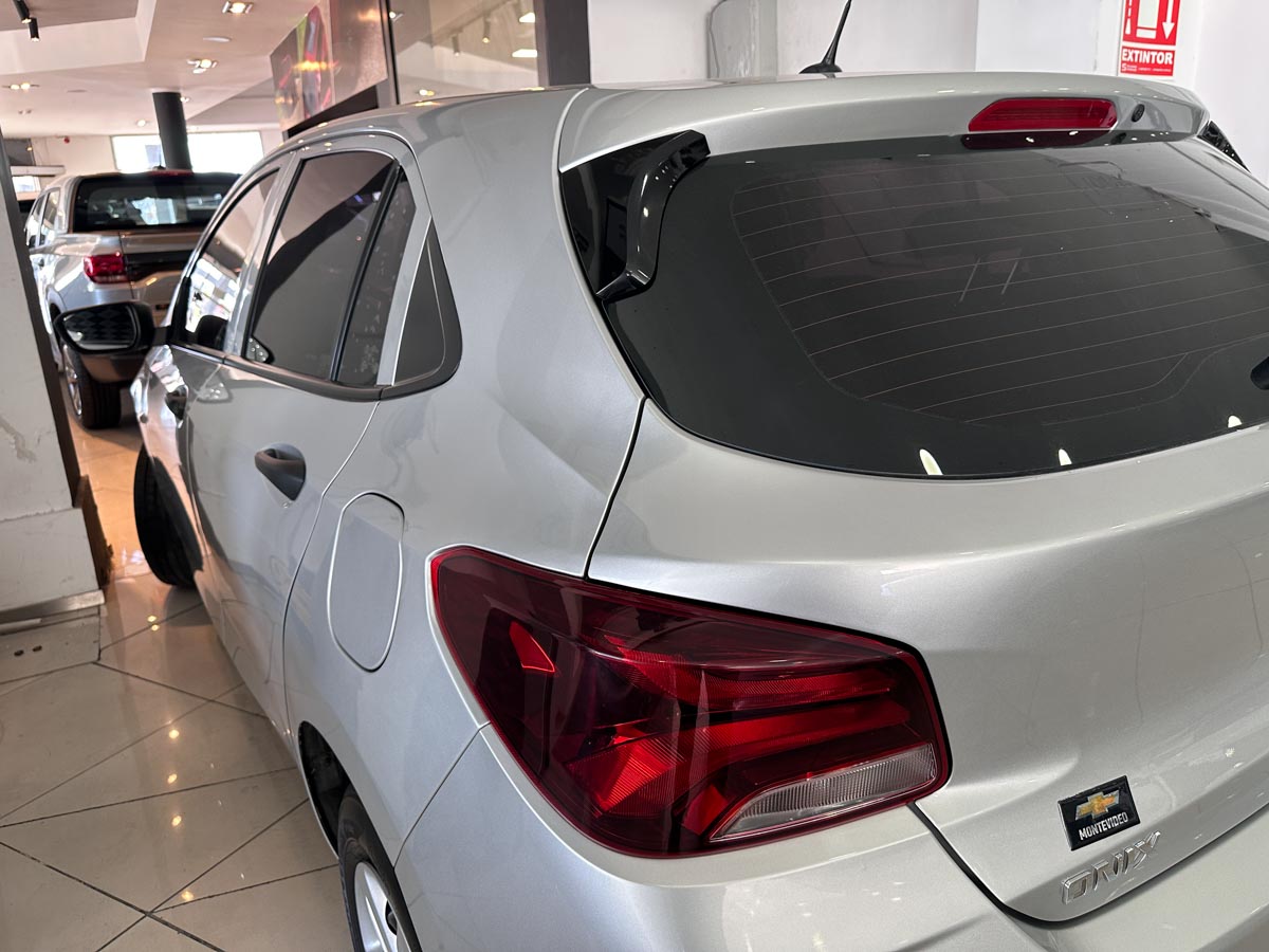 CHEVROLET ONIX 1.2 LS FULL 5PTS 2022