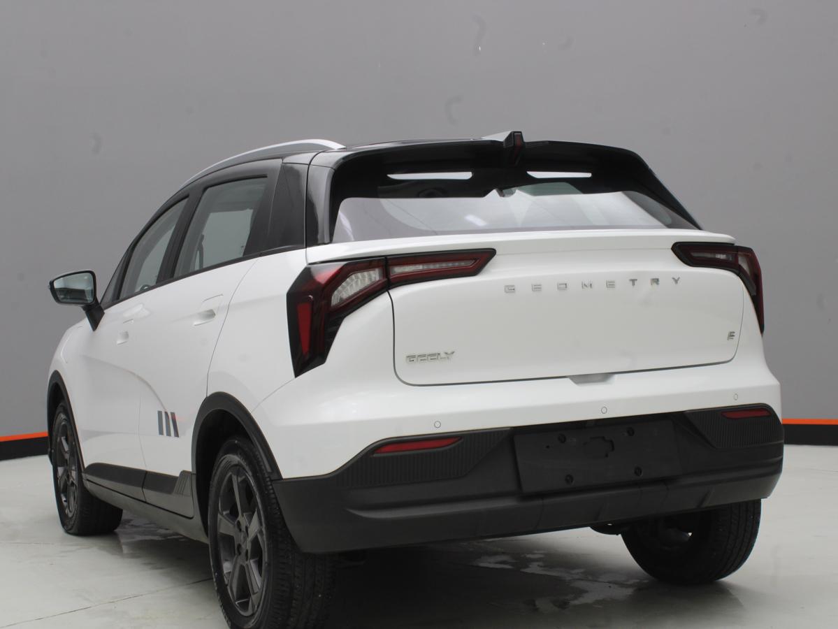 GEELY GEOMETRY E 2025