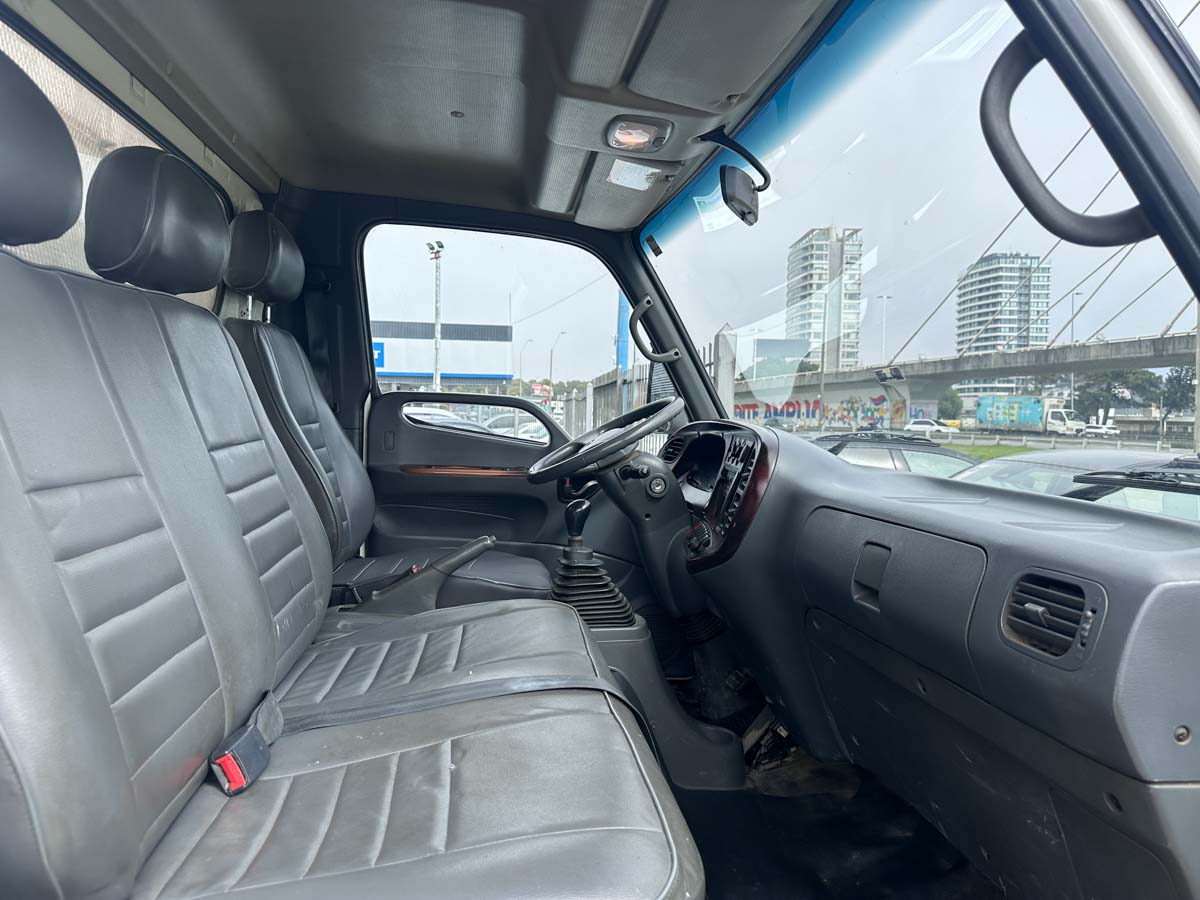 HYUNDAI HD65 DIESEL FULL 3.9 CAJA LARGA 2020