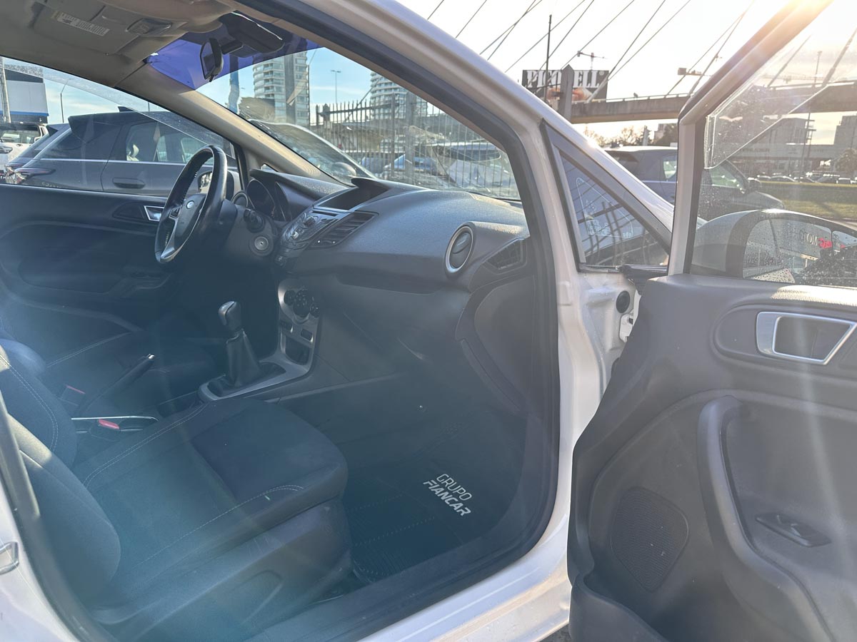 FORD FIESTA SE MT 1.6 5PTS 2014