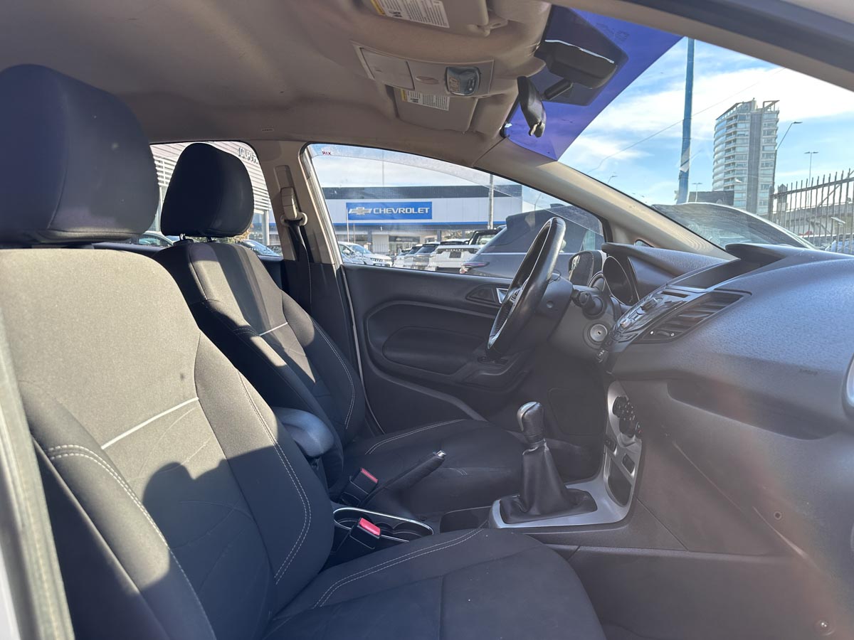 FORD FIESTA SE MT 1.6 5PTS 2014