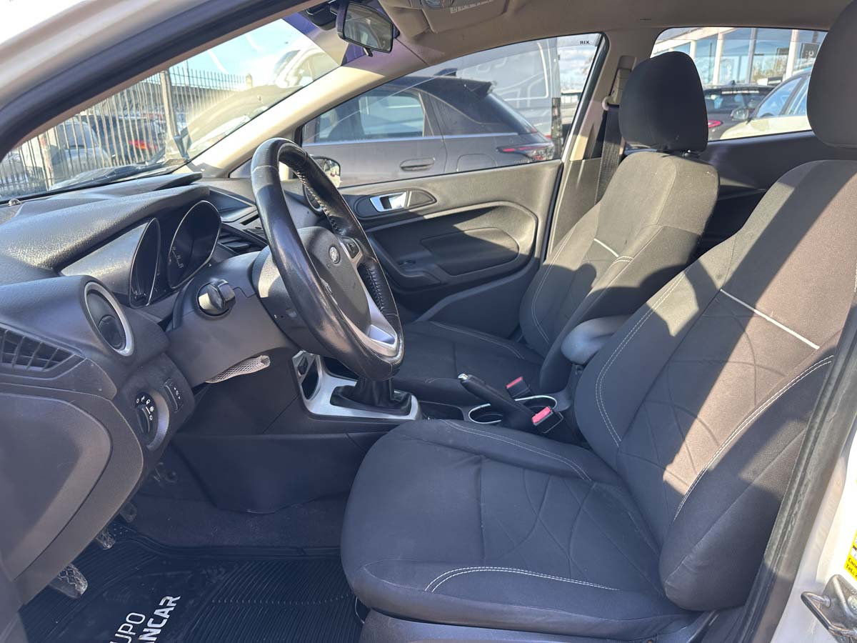FORD FIESTA SE MT 1.6 5PTS 2014