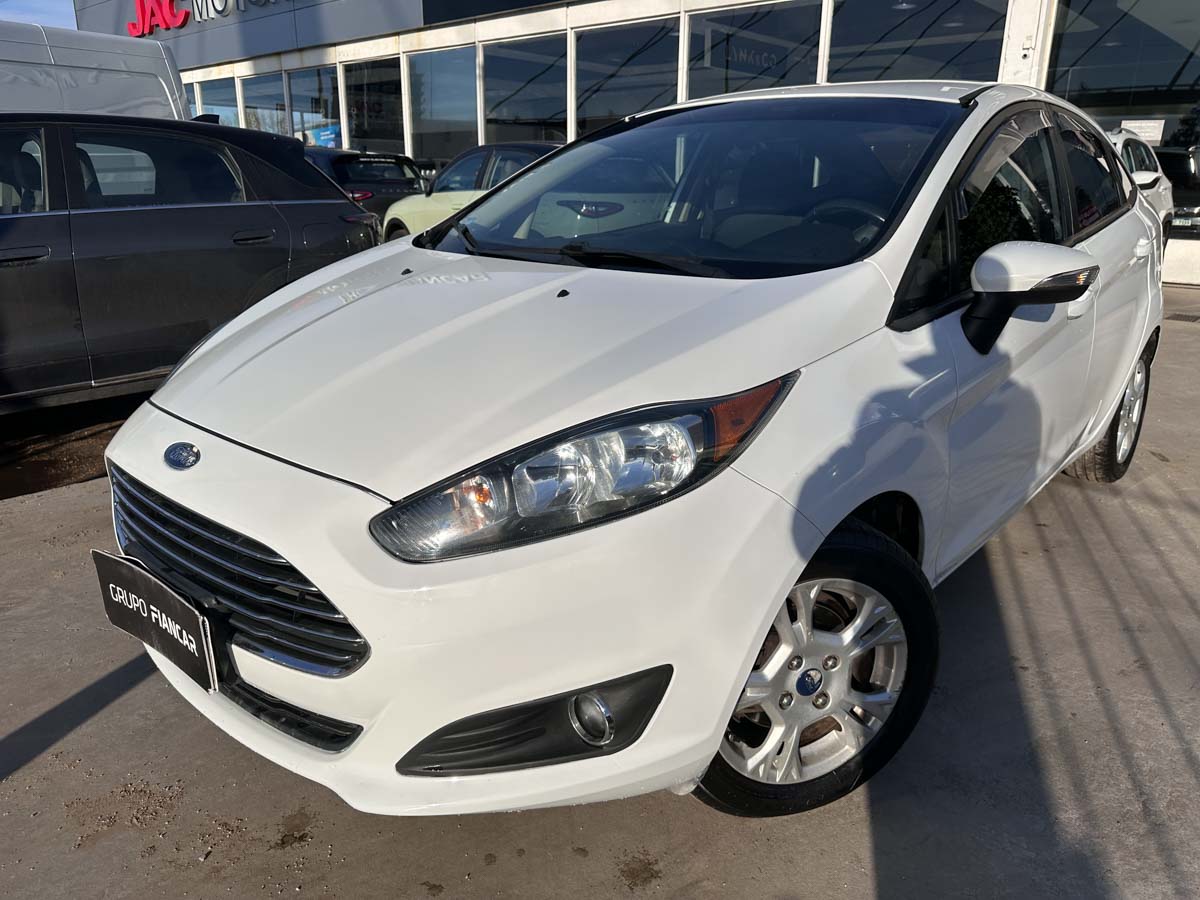 FORD FIESTA SE MT 1.6 5PTS 2014
