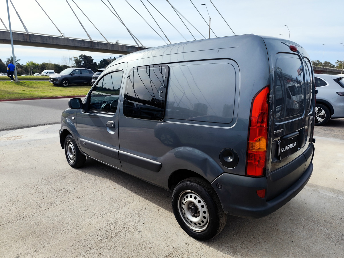 RENAULT KANGOO 2018 DESCUENTA IVA
