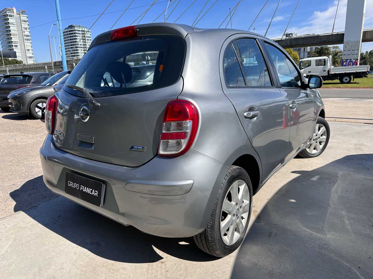 NISSAN MARCH EXTRA FULL MANUAL 1.6 FULL 2013