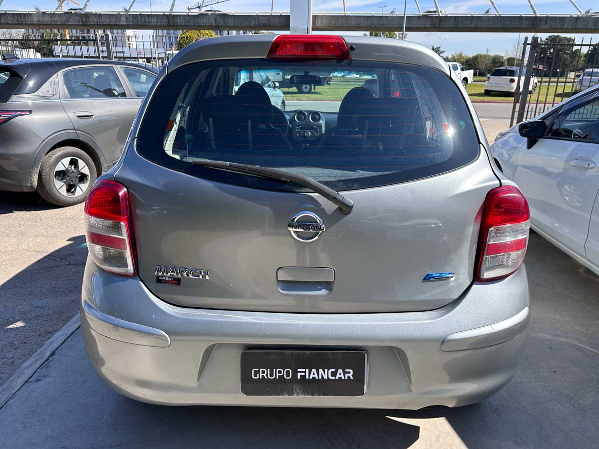 NISSAN MARCH EXTRA FULL MANUAL 1.6 FULL 2013