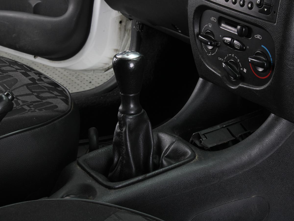 PEUGEOT 207 COMPACT 1.4 ONE LINE 2009