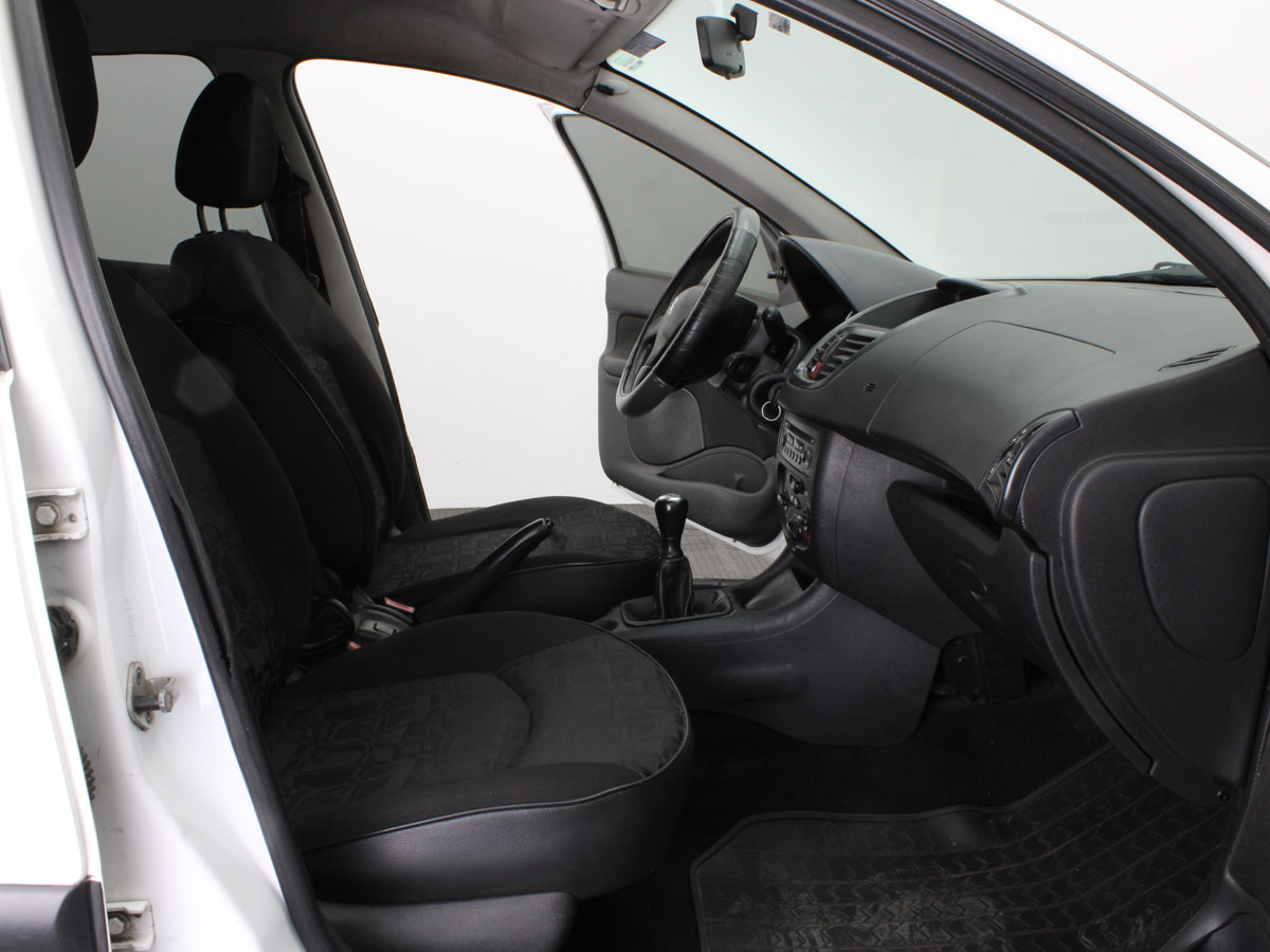 PEUGEOT 207 COMPACT 1.4 ONE LINE 2009