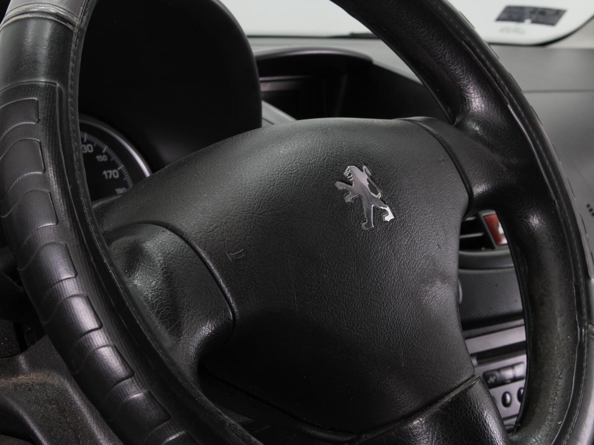 PEUGEOT 207 COMPACT 1.4 ONE LINE 2009