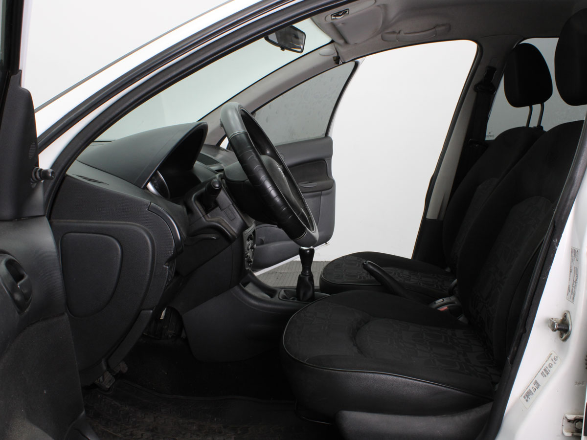 PEUGEOT 207 COMPACT 1.4 ONE LINE 2009