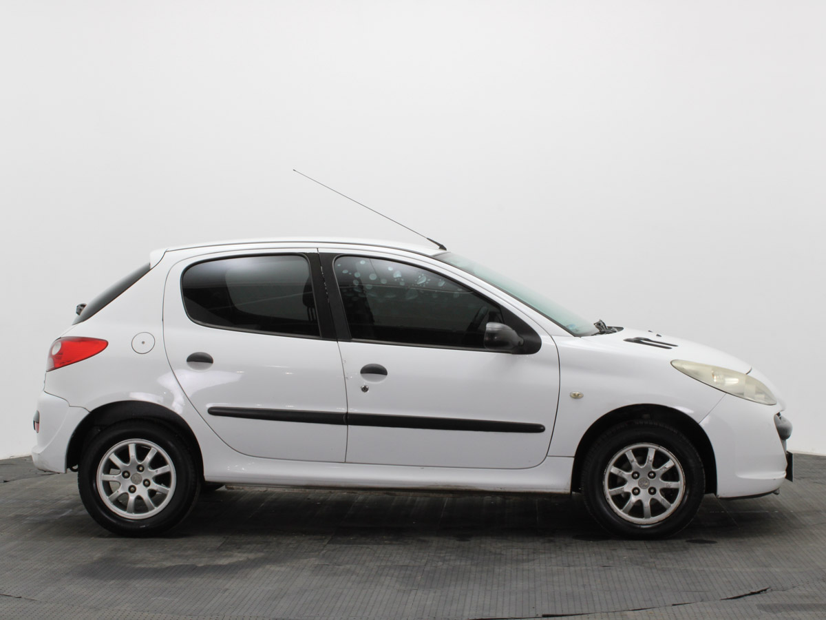 PEUGEOT 207 COMPACT 1.4 ONE LINE 2009