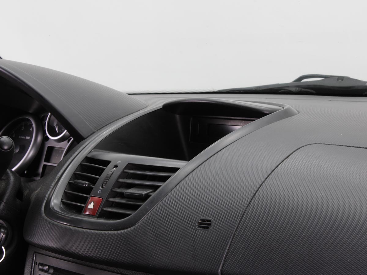 PEUGEOT 207 COMPACT 1.4 ONE LINE 2009