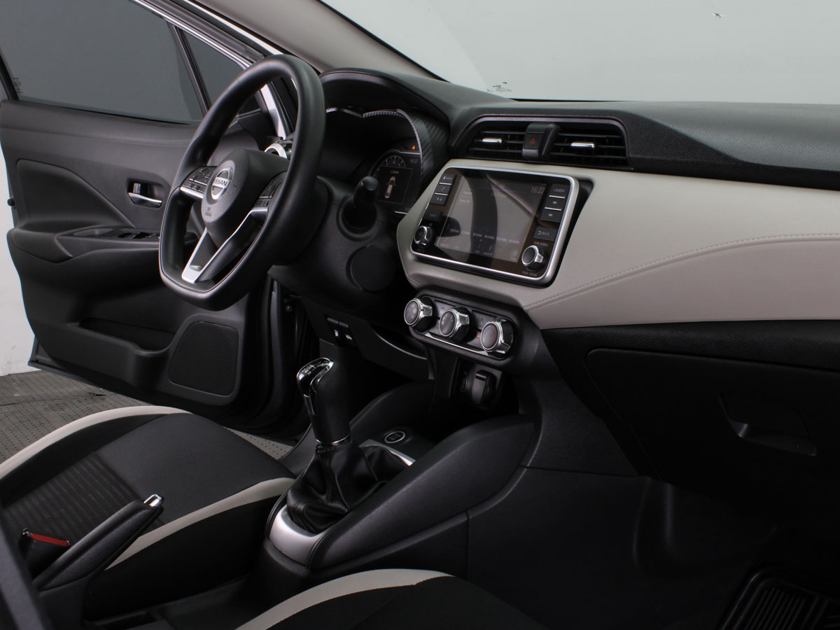 NISSAN VERSA ADVANCE 1.6 T/M 2022