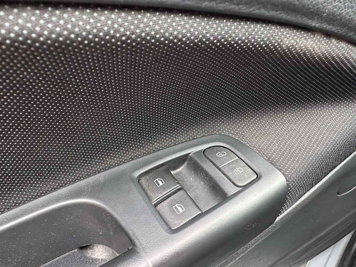 VOLKSWAGEN GOL HB SGP TRENDLINE 2023