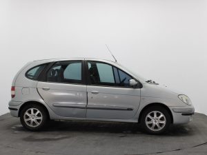 RENAULT SCENIC PRIVILEGE 1.6 2004