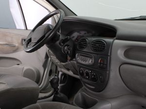 RENAULT SCENIC PRIVILEGE 1.6 2004