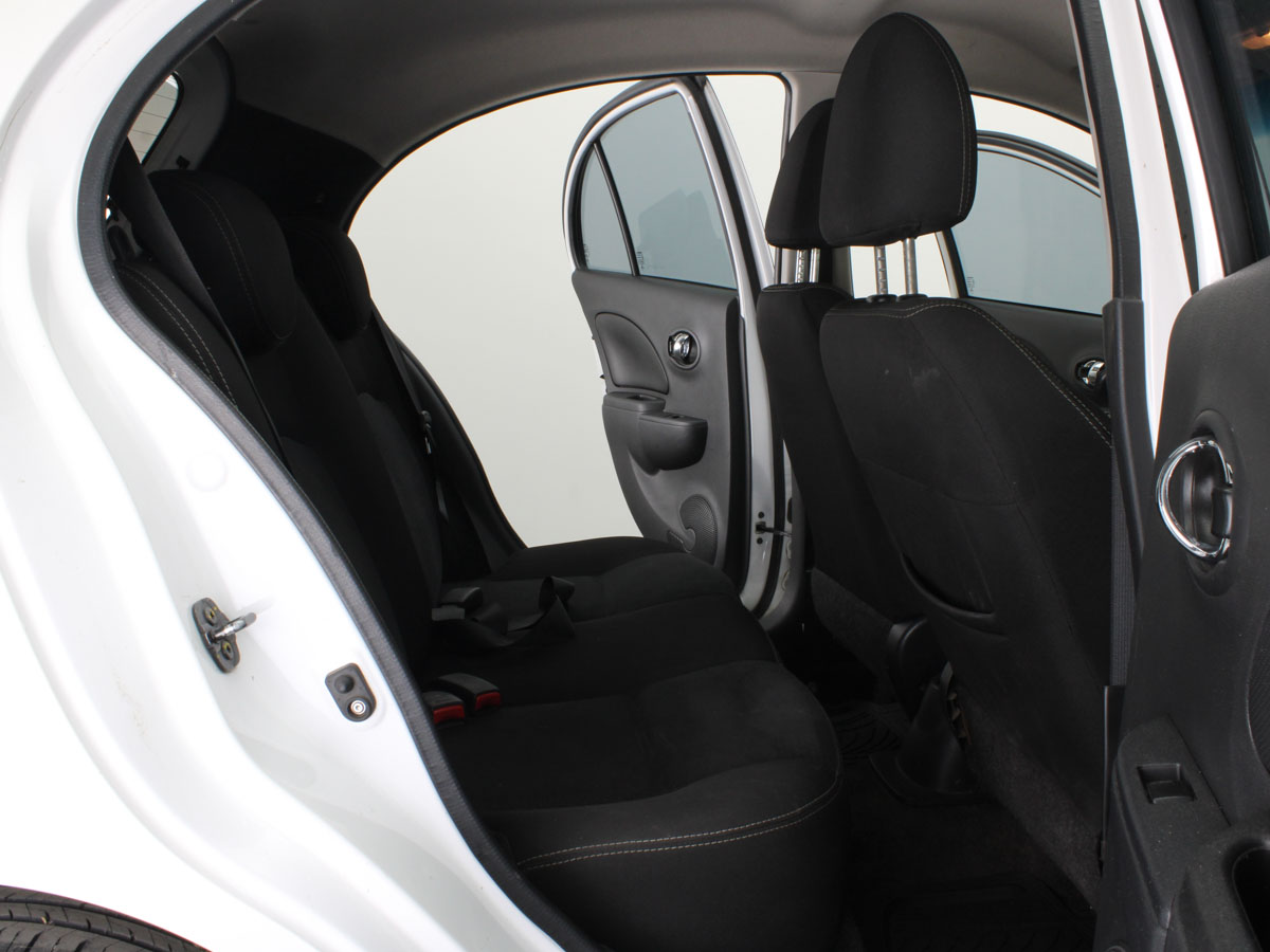 NISSAN MARCH 1.6 EXTRA FULL MT 2018