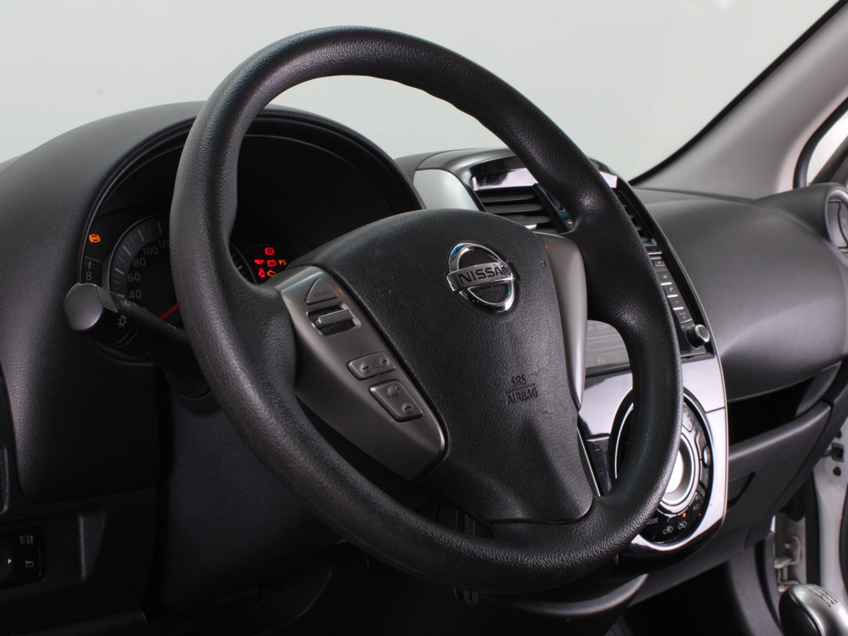NISSAN MARCH 1.6 EXTRA FULL MT 2018