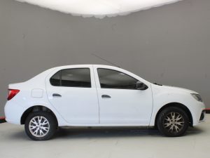 RENAULT LOGAN LIFE 2023