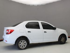 RENAULT LOGAN LIFE 2023