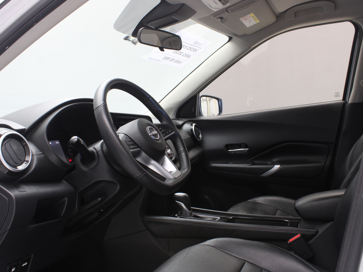 NISSAN KICKS EXCLUSIVE 2023