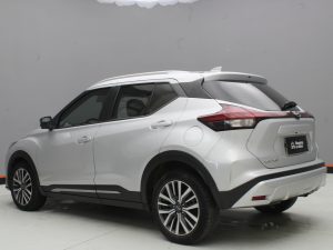 NISSAN KICKS EXCLUSIVE 2023