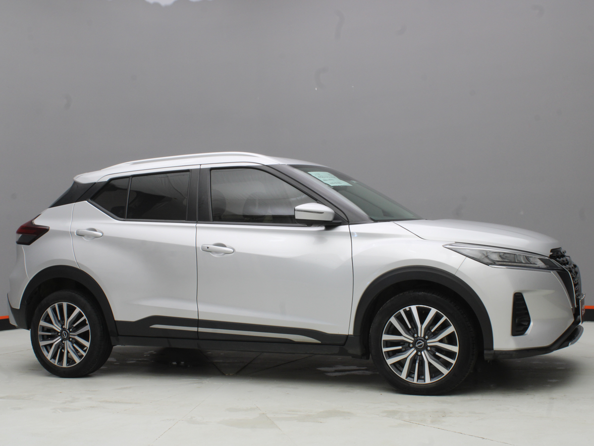 NISSAN KICKS EXCLUSIVE 2023