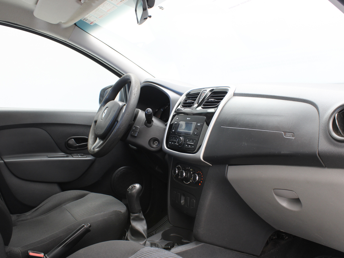 RENAULT LOGAN 2019