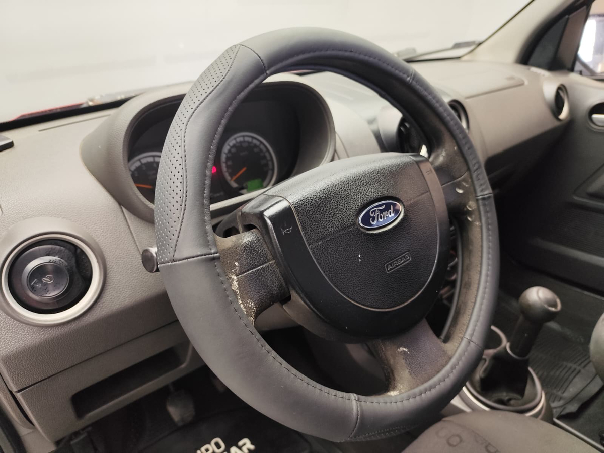 FORD ECOSPORT 2005