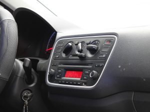 VOLKSWAGEN UP 2017
