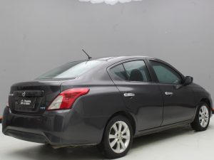 NISSAN VERSA AT 2015