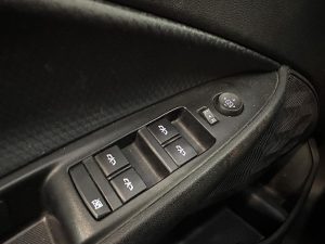 CHEVROLET ONIX 1.0 LT FULL 2024