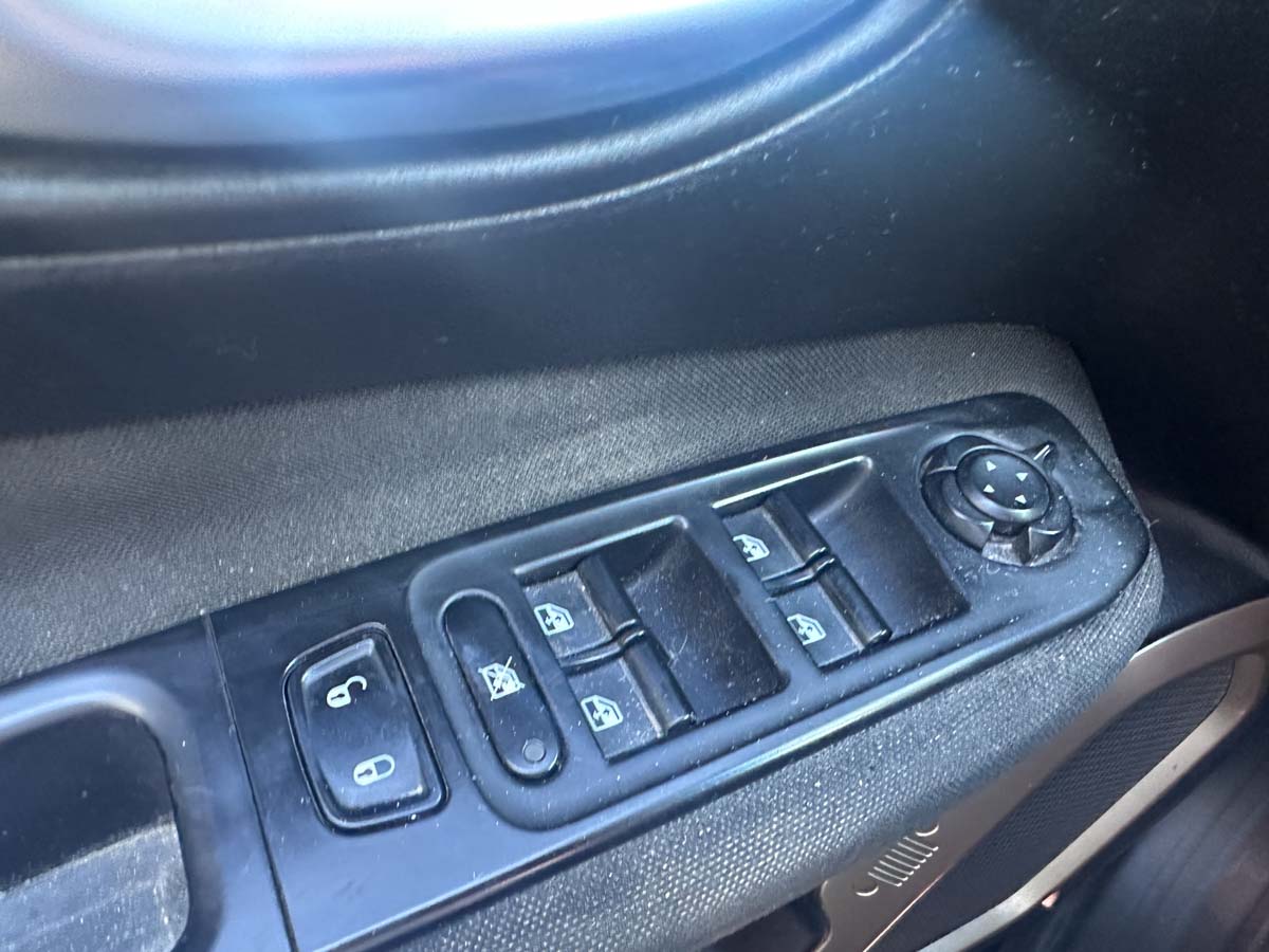 JEEP RENEGADE SPORT 1.8 EXTRA FULL 2016