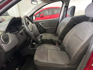 RENAULT DUSTER PRIVILEGE 2.0 FULL 4X2 MT 2013
