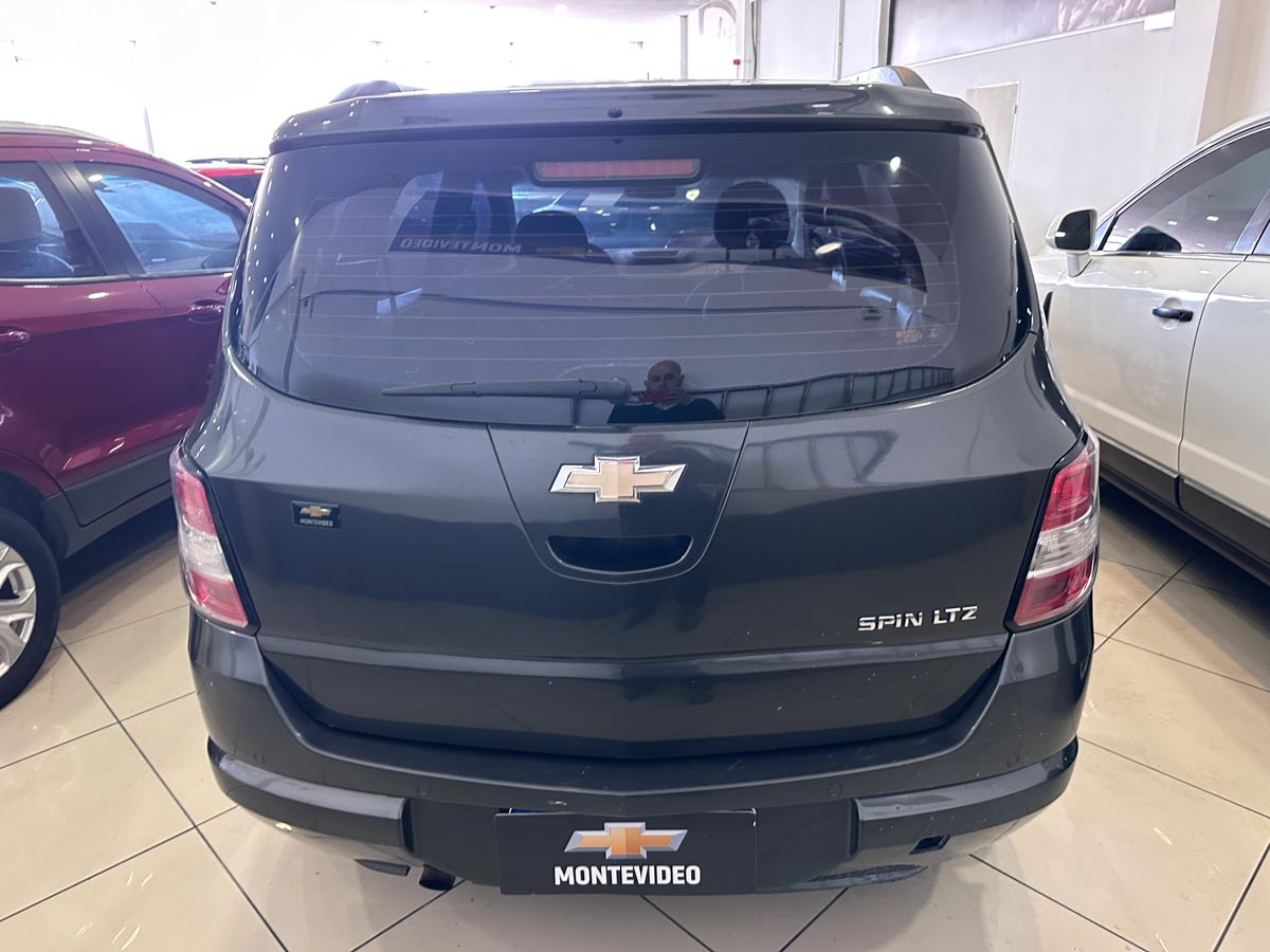 CHEVROLET SPIN LTZ MT 1.8 FULL 7 PASAJEROS2017