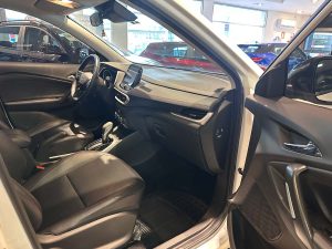 CHEVROLET TRACKER 1.2TURBO RS AT 2024