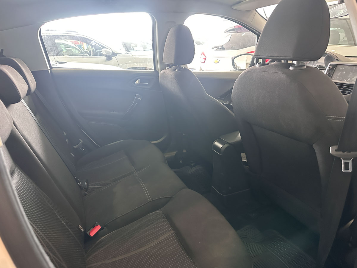 PEUGEOT 208 ACTIVE 1.6 FULL 2013