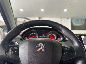 PEUGEOT 208 ACTIVE 1.6 FULL 2013