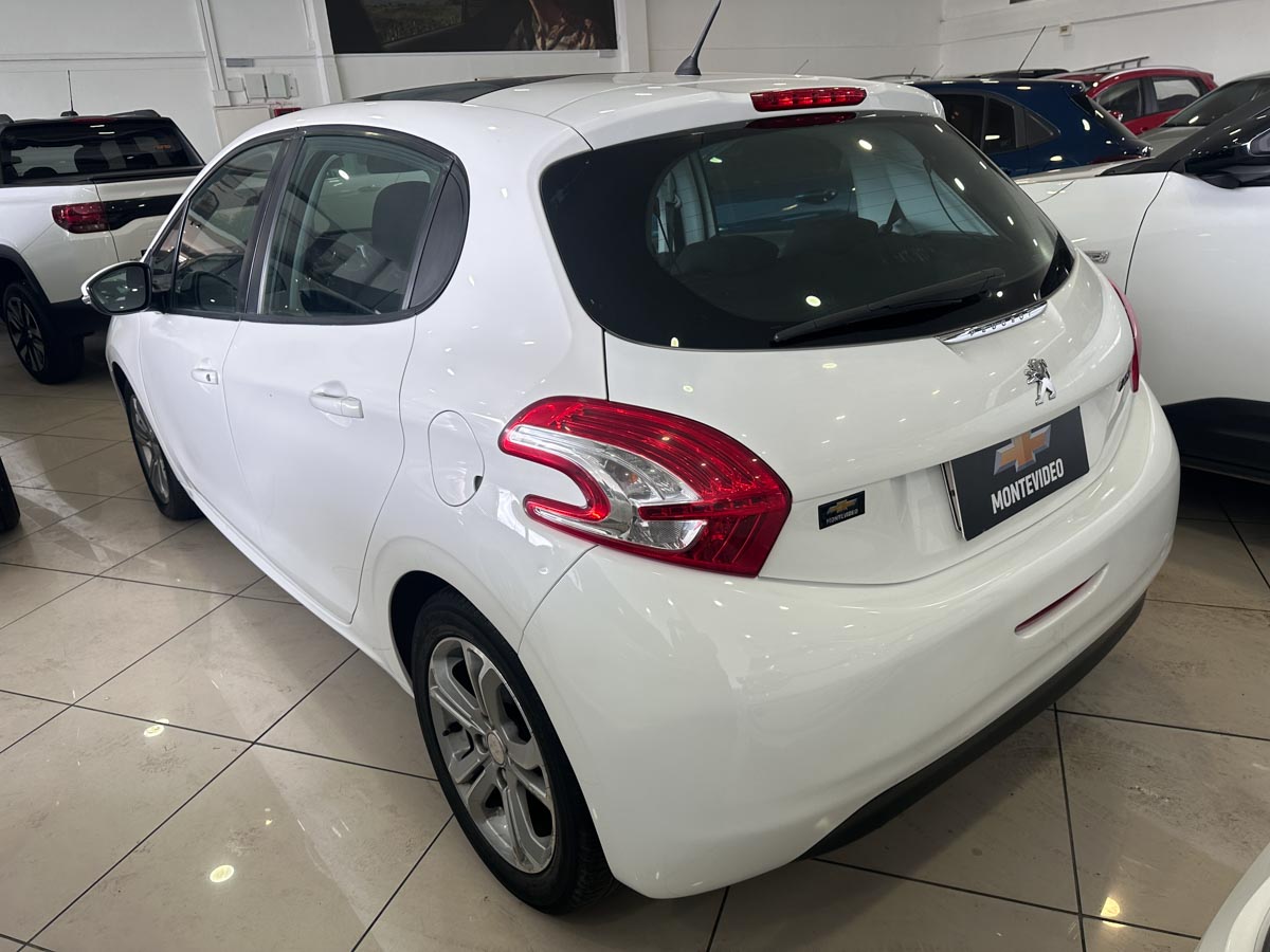 PEUGEOT 208 ACTIVE 1.6 FULL 2013