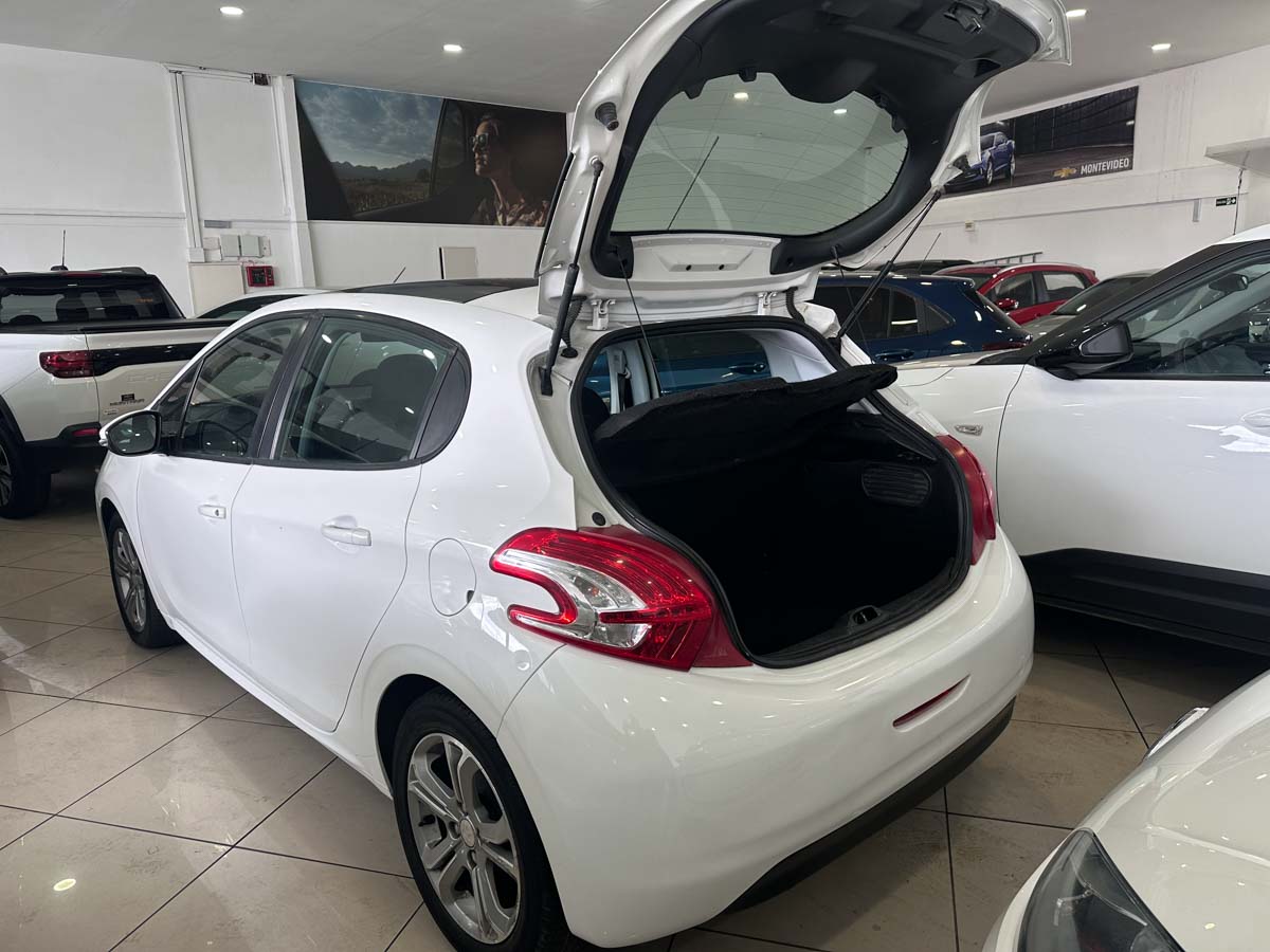 PEUGEOT 208 ACTIVE 1.6 FULL 2013
