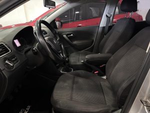 VOLKSWAGEN POLO HIGHLINE 1.6 EXTRA FULL 2015