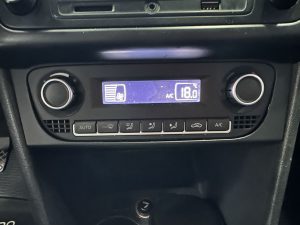 VOLKSWAGEN POLO HIGHLINE 1.6 EXTRA FULL 2015