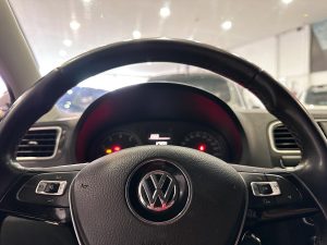 VOLKSWAGEN POLO HIGHLINE 1.6 EXTRA FULL 2015