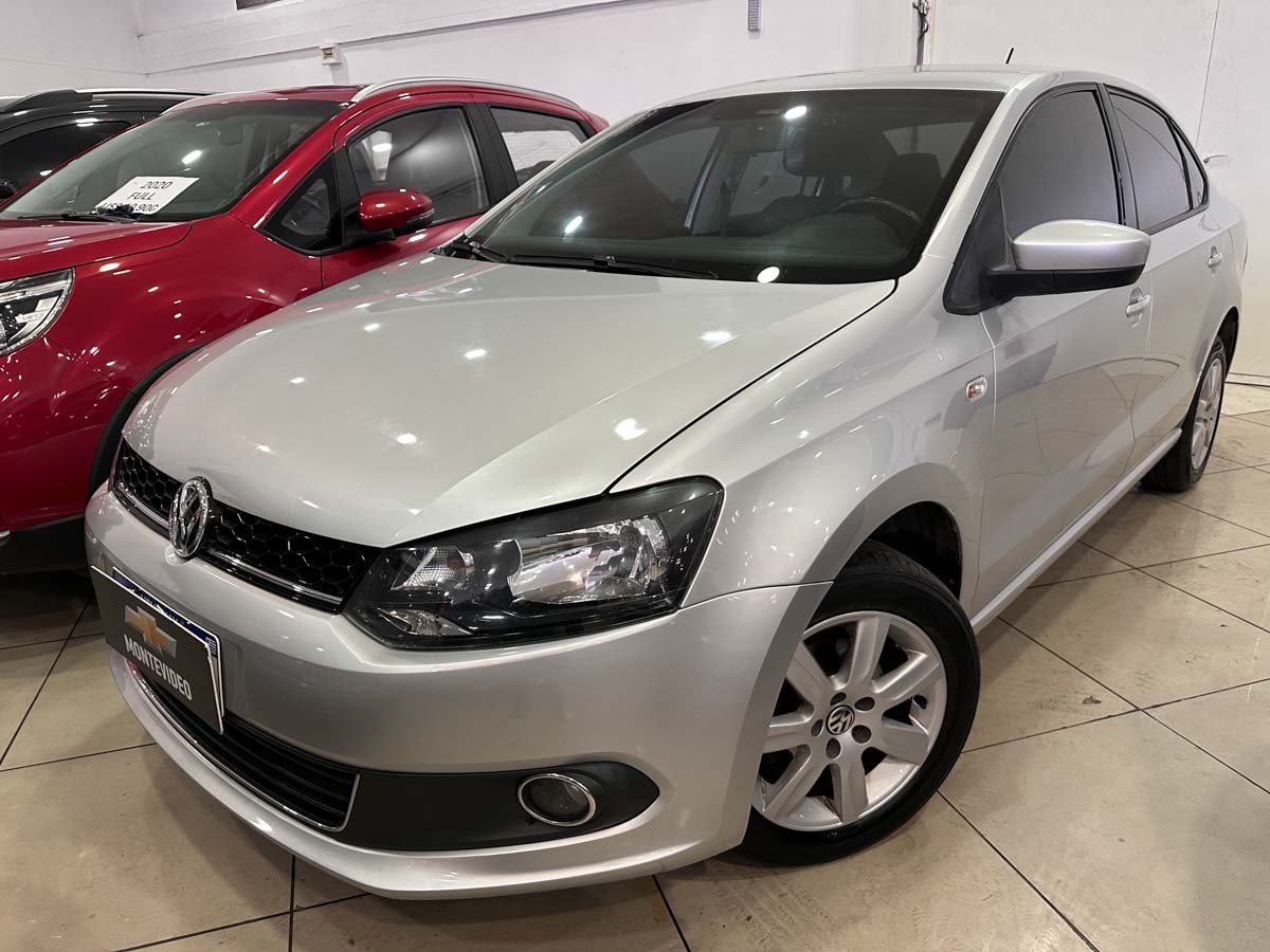 VOLKSWAGEN POLO HIGHLINE 1.6 EXTRA FULL 2015
