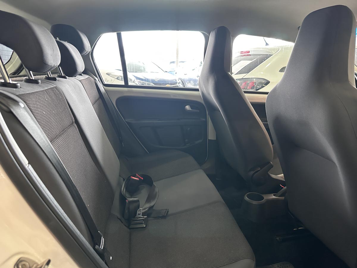VOLKSWAGEN HIGH UP 1.0 FULL 2017