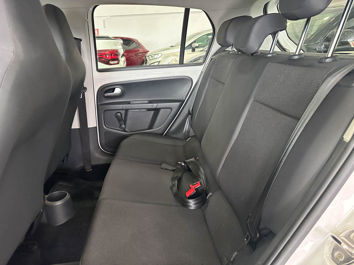 VOLKSWAGEN HIGH UP 1.0 FULL 2017